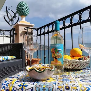 https://nesea-naxos-sicilian-suite.sicilyhotelsitaly.net