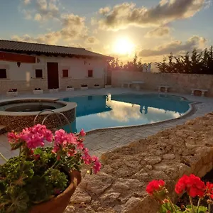 https://tenuta-costa.sicilyhotelsitaly.net